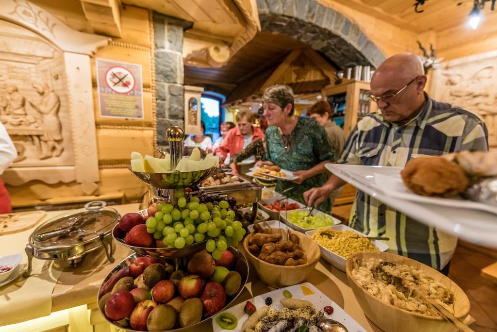 Penzion Viktoria Ždiar エクステリア 写真